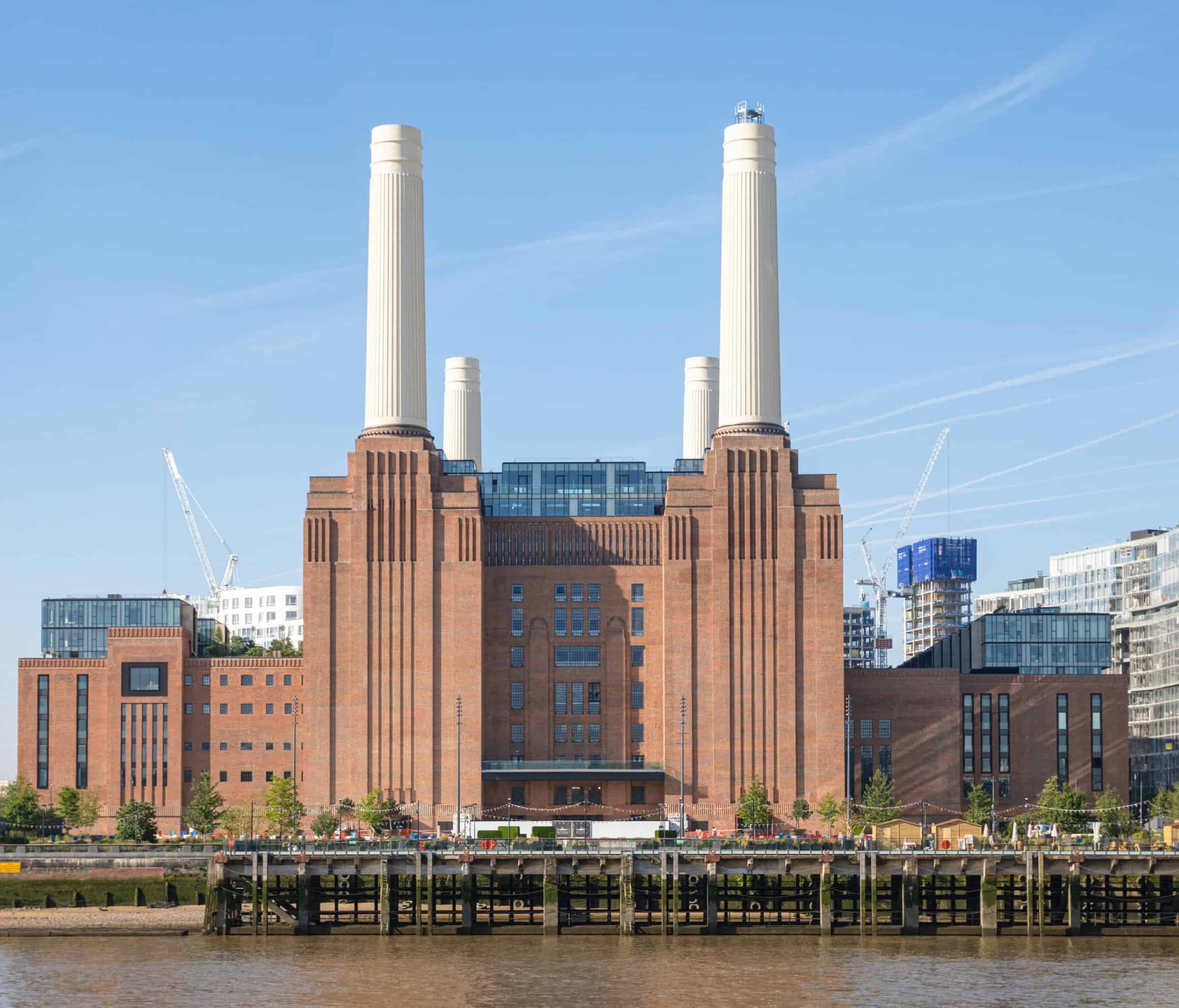 Historic 2004 view of Battersea Power Station before its redevelopment